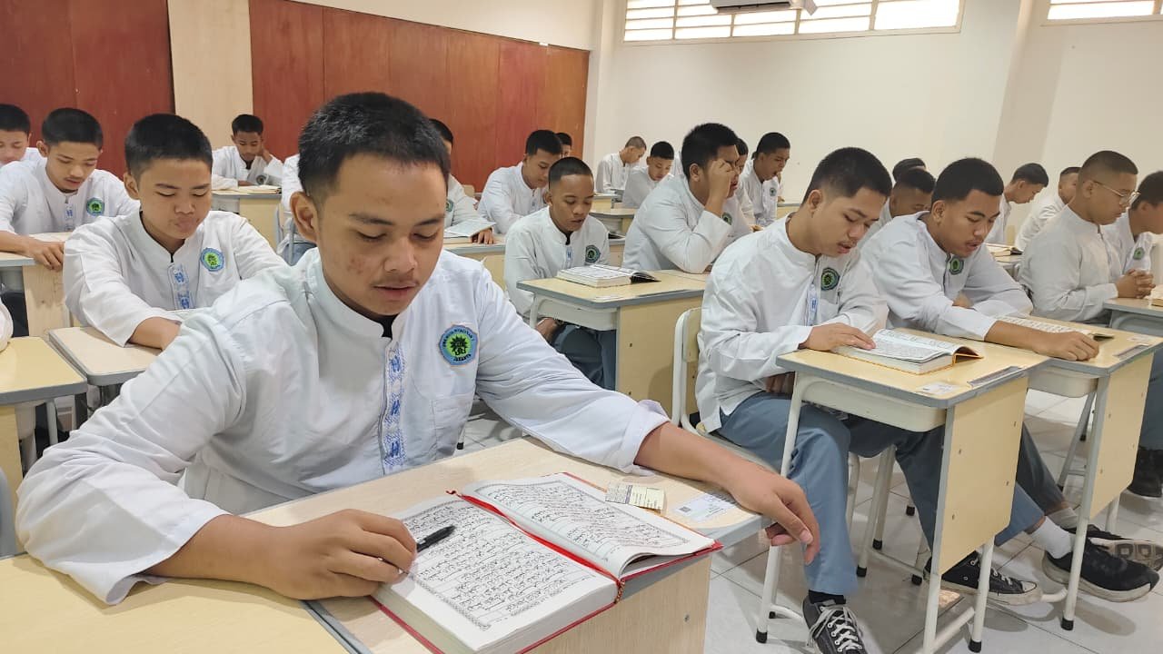 Konsisten Menanamkan Nilai Keislaman, Pembiasaan Baca Al-Qur’an Tetap Berjalan Saat ASAT