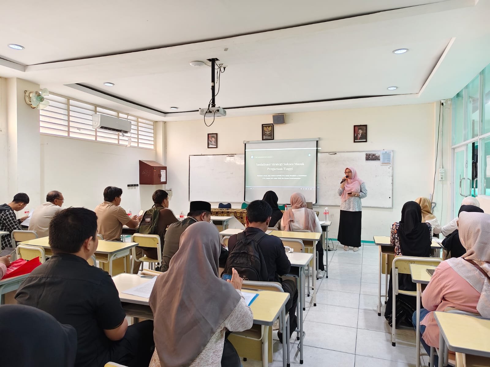 Siapkan Masa Depan Sejak Dini, SMK Muhammadiyah 1 Jakarta Gelar Sosialisasi Strategi Sukses Masuk Perguruan Tinggi